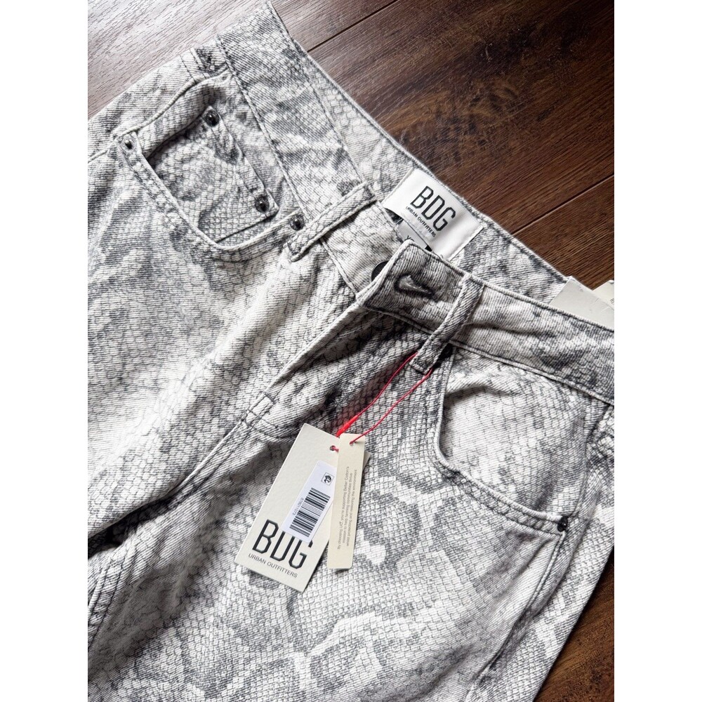 BDG Lenn Gray Snake Print Mid Rise Straight Leg Jeans NWT